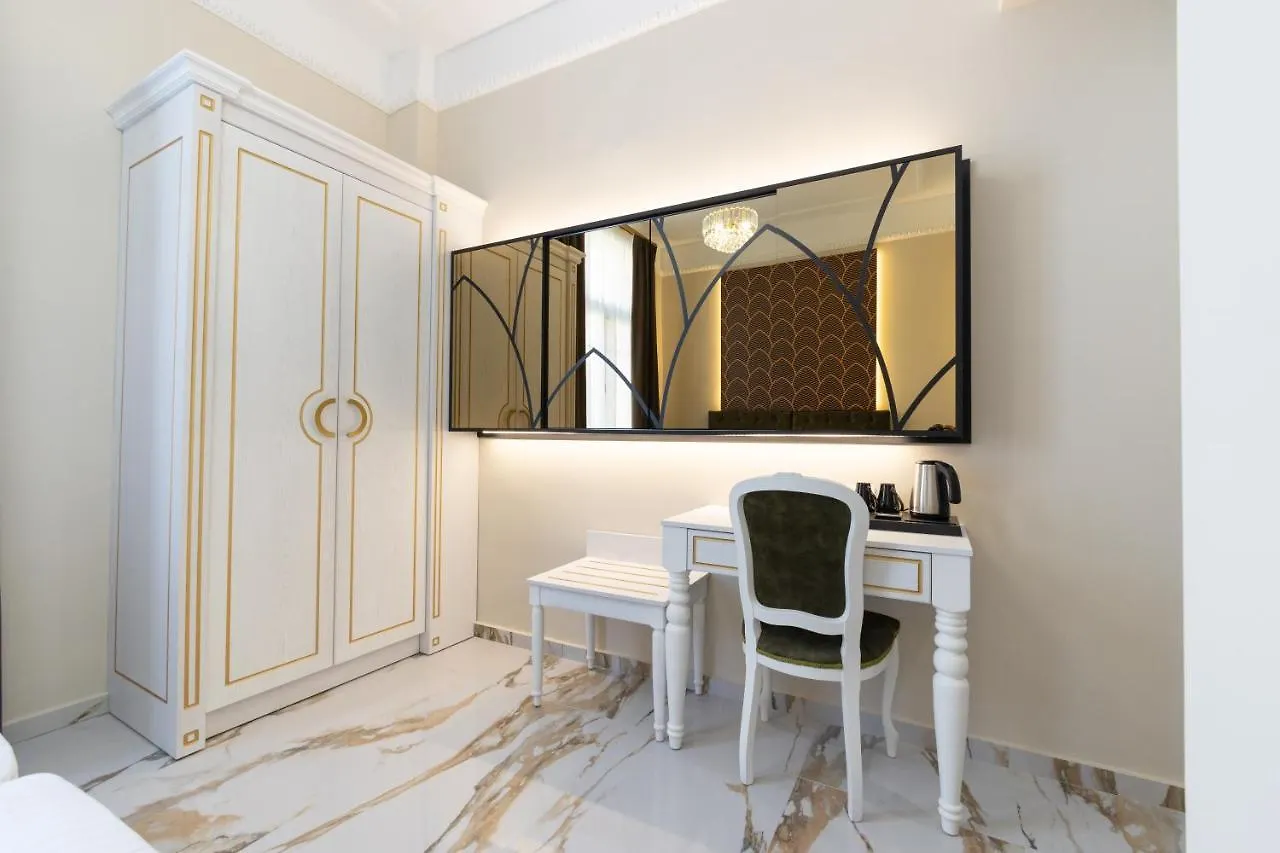 ****  Modern Revival Luxury Hotel Thessaloniki Greece